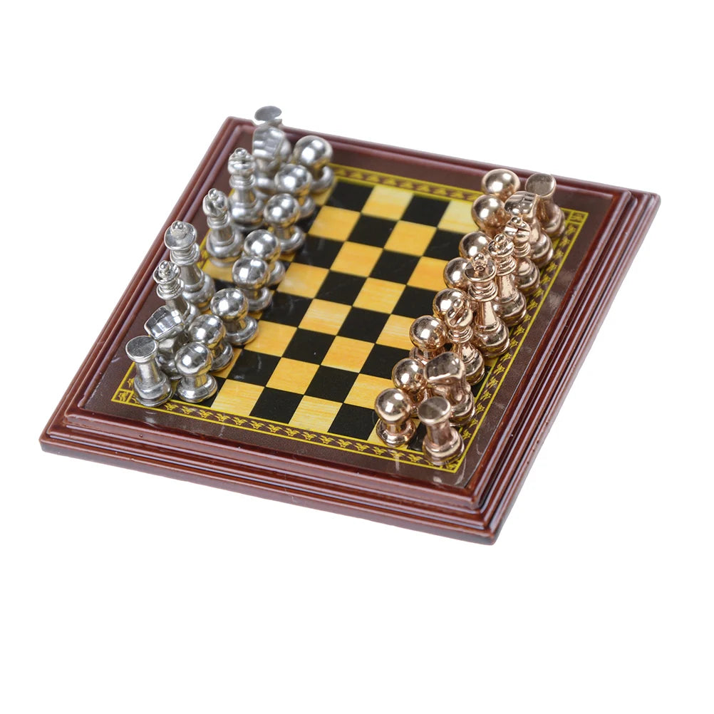 A Set Of Metal Chess miniature